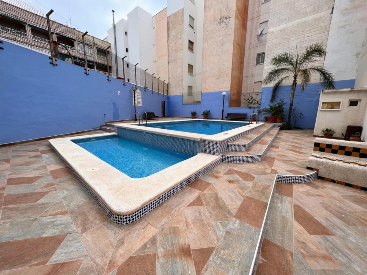 Welcoming Seafront Apartment Tv15 Торрев'єха Екстер'єр фото