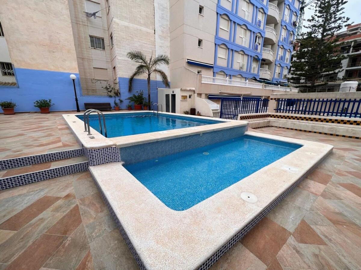 Welcoming Seafront Apartment Tv15 Торрев'єха Екстер'єр фото