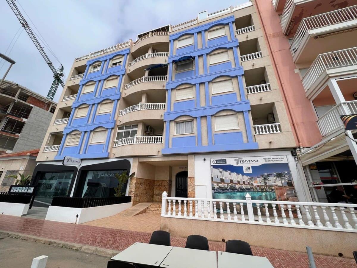 Welcoming Seafront Apartment Tv15 Торрев'єха Екстер'єр фото