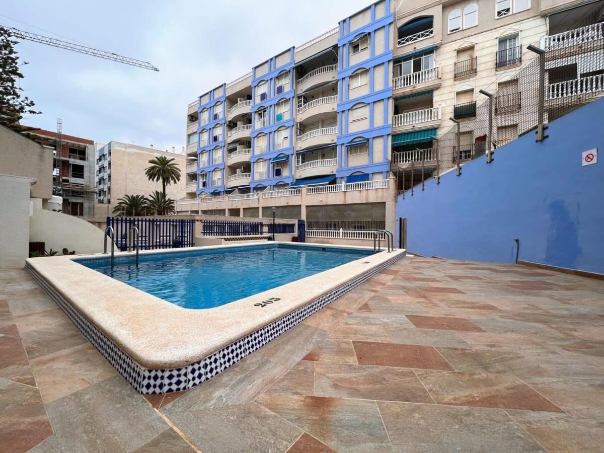 Welcoming Seafront Apartment Tv15 Торрев'єха Екстер'єр фото